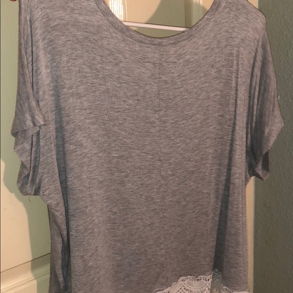 Top - Picture 2 of 3